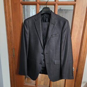 Kenneth Cole Reaction 2 Piece Suit